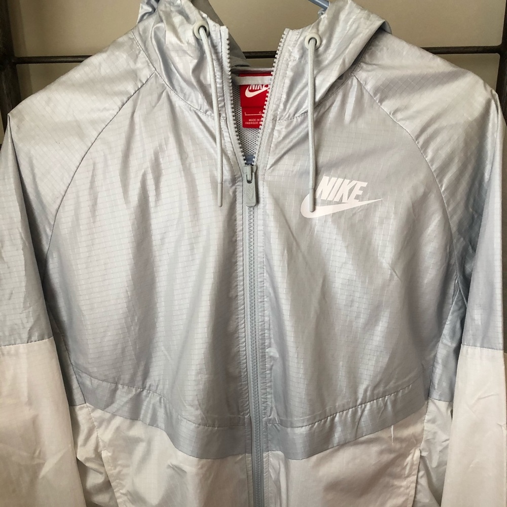 Nike jacket with hoodie